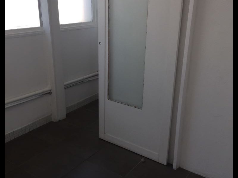 Comercial à venda Centro com 60m² e  quartos por R$ 155.000 - 1648239886-img-20180718-wa0012.jpg