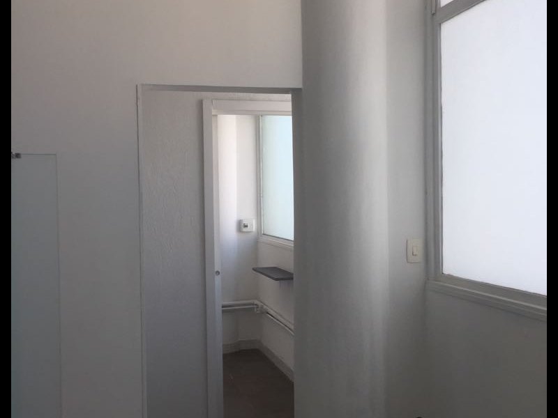 Comercial à venda Centro com 60m² e  quartos por R$ 155.000 - 449686701-img-20180718-wa0026.jpg