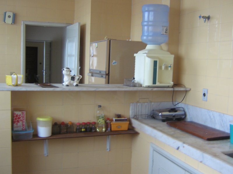 Cobertura para alugar Jardim Morada da Aldeia com 200m² e 2 quartos por R$ 1.100 - 1637886872-cozinha-2.jpg