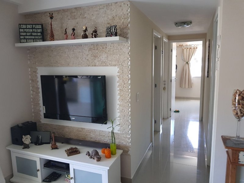 Apartamento à venda Freguesia (Jacarepaguá) com 89m² e 3 quartos por R$ 490.000 - 35102936-foto-sala-e-corredor.jpeg