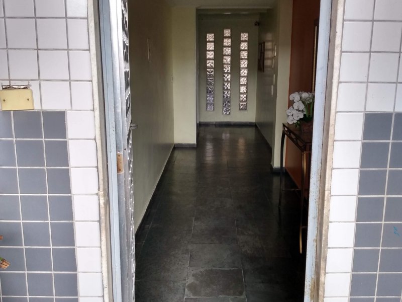 Apartamento à venda Colégio com 50m² e 2 quartos por R$ 170.000 - 435834357-img-20200104-111806916-hdr.jpg