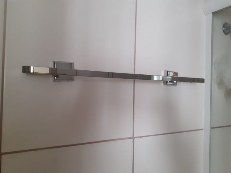 Apartamento à venda Afonso Pena com 56m² e 2 quartos por R$ 177.000 - 88109865-detalhes-porta-toalhas-banheiro.jpeg