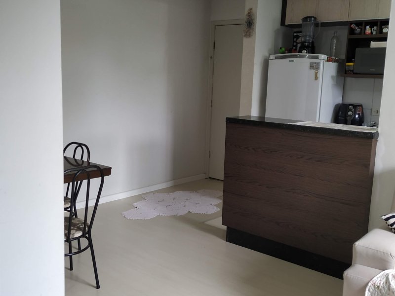 imóvel com 56m² - Pinheirinho - Curitiba