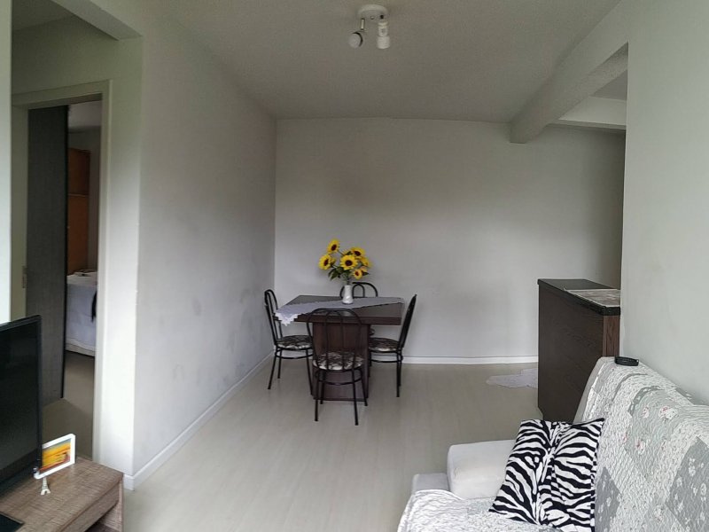 imóvel com 56m² - Pinheirinho - Curitiba