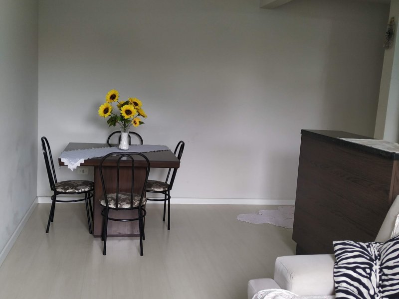 imóvel com 56m² - Pinheirinho - Curitiba
