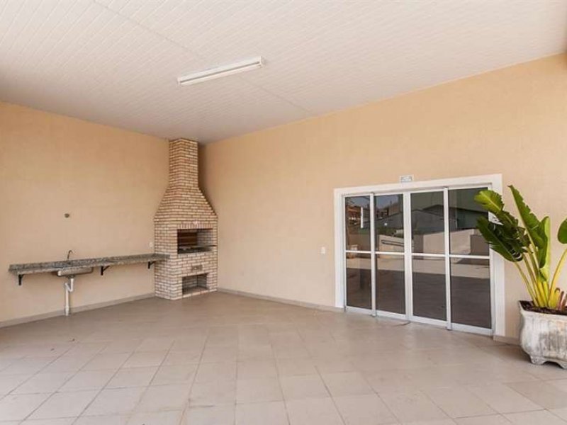 Apartamento à venda Jardim Terras do Sul com 62m² e 3 quartos por R$ 250.000 - 1946346628-churrasqueira.jpg