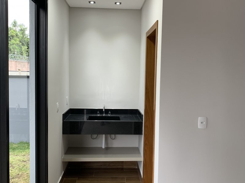 imóvel com 266m² - Pinhão - Taubaté
