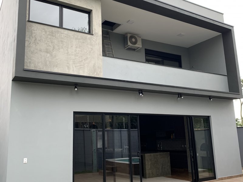 imóvel com 266m² - Pinhão - Taubaté