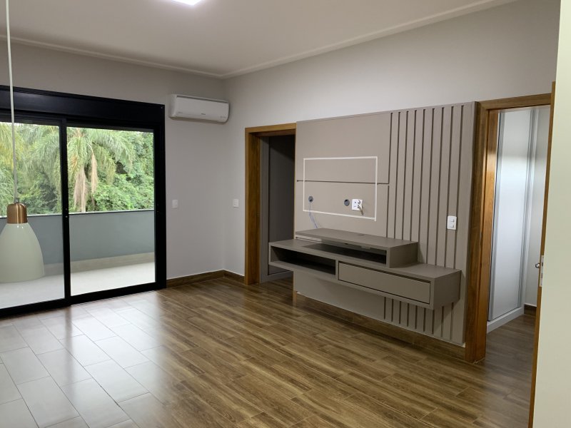 imóvel com 266m² - Pinhão - Taubaté
