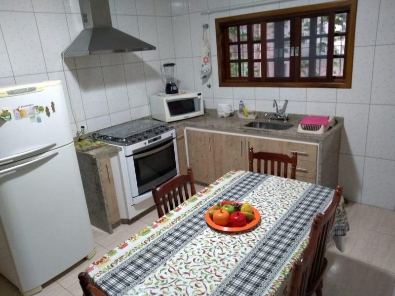 Casa à venda Bal Arpoador com 300m² e 3 quartos por R$ 580.000 - 1537014519-620bcbbd-a87d-4899-8a29-ba3ce773fbcf.jpeg