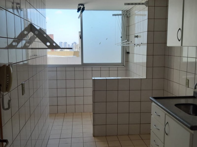 imóvel com 65m²