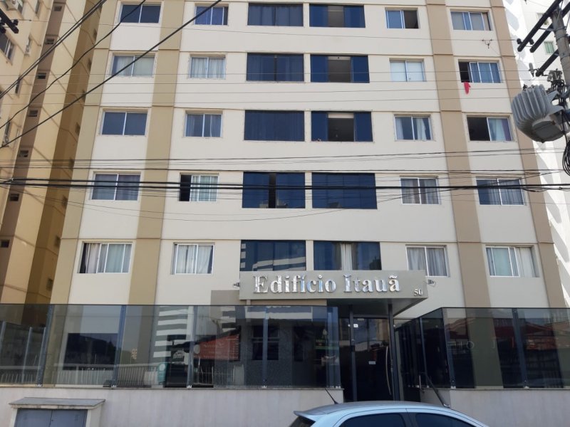 imóvel com 65m²