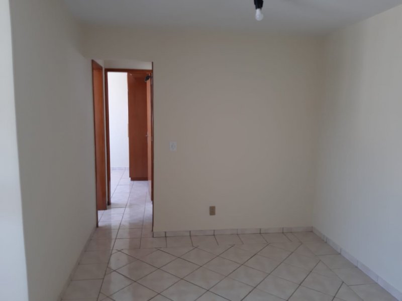 imóvel com 65m²