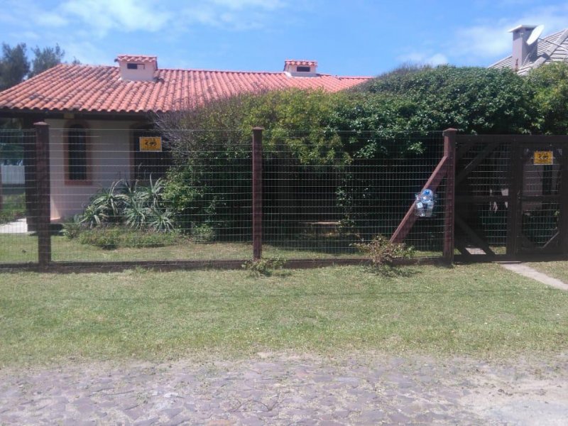 Apartamento à venda Tramandaí com 100m² e 3 quartos por R$ 240.000 - 391098401-fd1a6b84-bb7c-49b8-a347-4d279d069c4a.jpeg