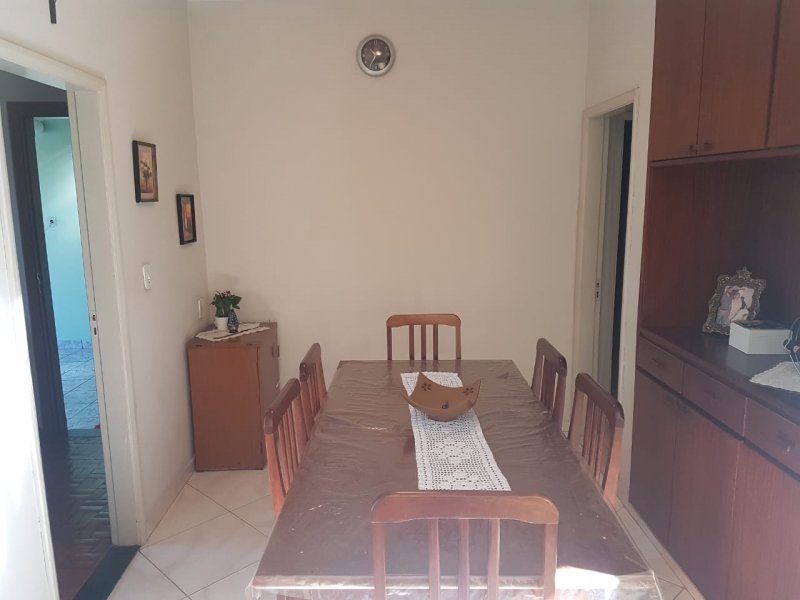 Casa à venda Nucleo Hab. Pres. Geisel com 1002m² e 3 quartos por R$ 225 - 1070746613-c1.jpg