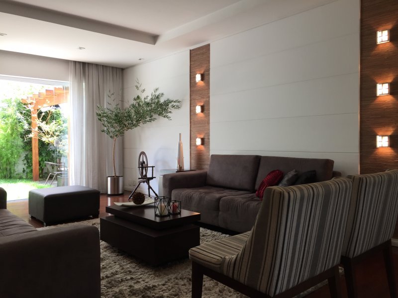 Casa à venda Jardim Cotinha com 270m² e 3 quartos por R$ 900.000 - 1755382911-6a94d0db-95a6-4cc2-882a-78cdf79105e7.jpeg