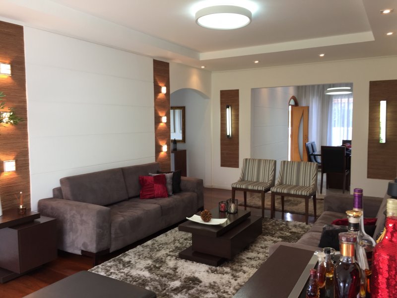 Casa à venda Jardim Cotinha com 270m² e 3 quartos por R$ 900.000 - 186007397-4d2c1897-6698-49da-a1ec-5a67d4e9f742.jpeg