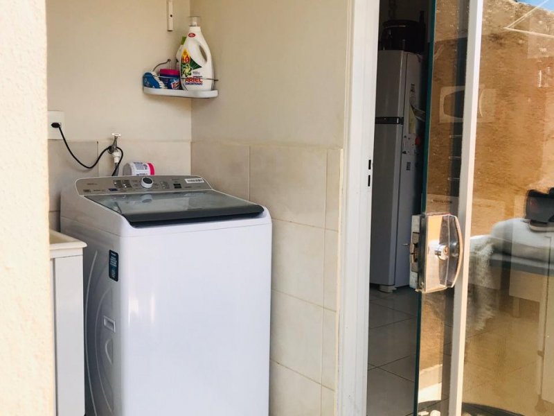 Casa à venda Residencial Manabu Mabe com 70m² e 2 quartos por R$ 180.000 - 1411498269-whatsapp-image-2020-01-04-at-11.jpeg