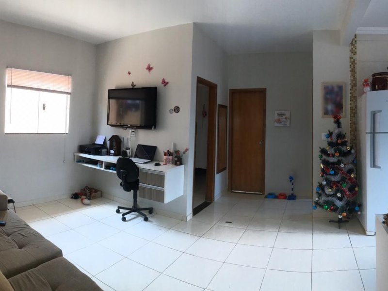 Casa à venda Residencial Manabu Mabe com 70m² e 2 quartos por R$ 180.000 - 1751683769-whatsapp-image-2020-01-04-at-11.jpeg