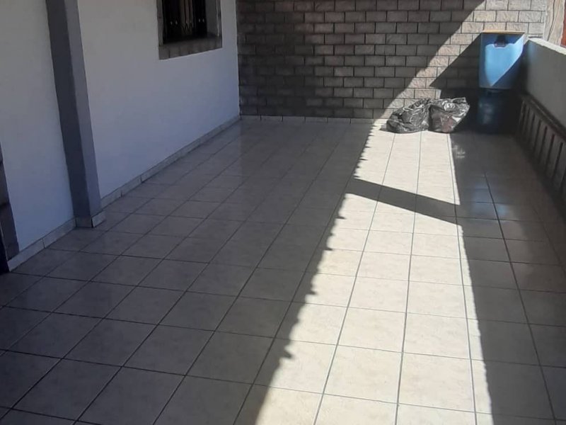 Casa à venda Bangu com 320m² e 4 quartos por R$ 400.000 - 978902899-82479959-2512264392380863-3749005355573575680-n.jpg