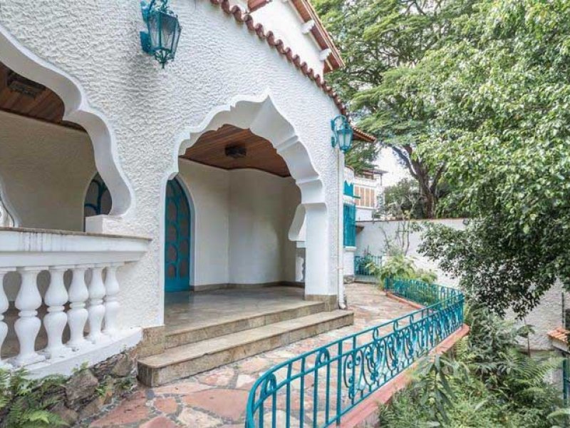 Casa à venda Pacaembu com 330m² e 4 quartos por R$ 2.970.000 - 1678248803-ruaitapolis-foto-28.jpg