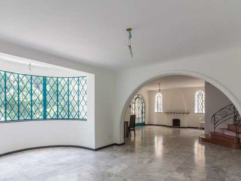 Casa à venda Pacaembu com 330m² e 4 quartos por R$ 2.970.000 - 515685616-ruaitapolis-foto-20.jpg