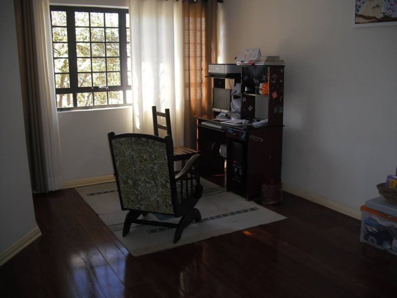 imóvel com 360m² - Jardim Centenário - Poços de Caldas