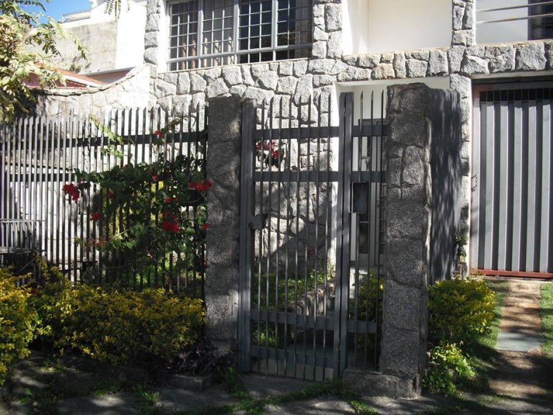 imóvel com 360m² - Jardim Centenário - Poços de Caldas
