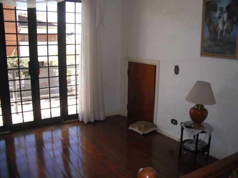 imóvel com 360m² - Jardim Centenário - Poços de Caldas