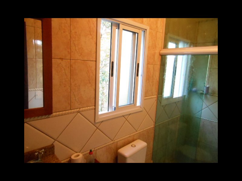 Casa à venda Suíssa com 275m² e 3 quartos por R$ 850.000 - 1081740667-wc-suite-3.JPG