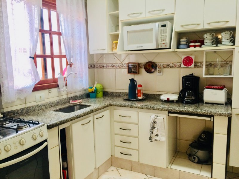 Casa à venda Parque Jaçatuba com 154m² e 3 quartos por R$ 510.000 - 2140788518-9de0f7f4-ac92-4aae-b2cd-2390843ed316.jpeg