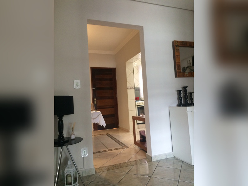 Casa à venda Parque Jaçatuba com 154m² e 3 quartos por R$ 510.000 - 6e444353-6ca9-4cd5-b284-90dde7d6994b.jpeg