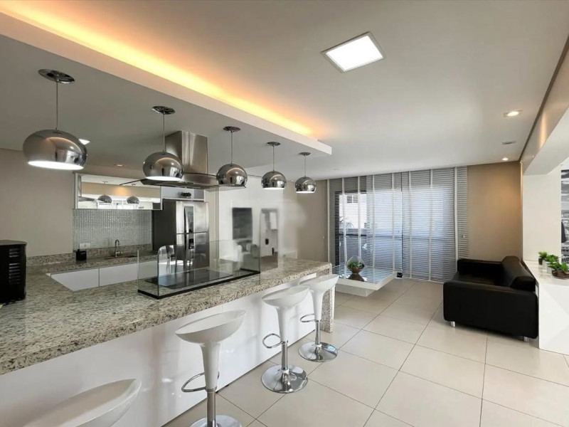 imóvel com 32m² - Guaíra - Curitiba