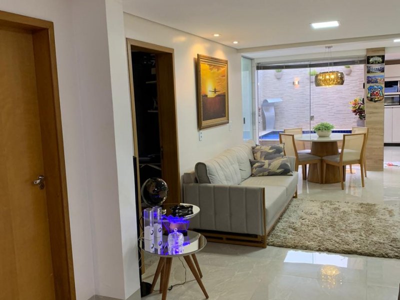 Casa de condomínio à venda Parque Amazonia com 180m² e 4 quartos por R$ 760.000 - 942435063-b1302e13-abf8-4b69-8bd3-adbc1a1a674b.jpeg