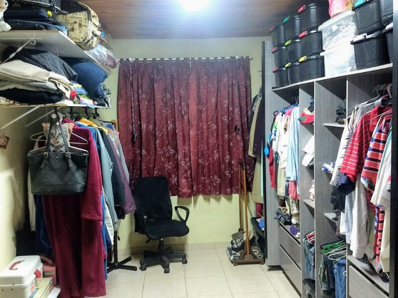 Casa à venda Pinheirinho com 170m² e 4 quartos por R$ 569.900 - 1355428138-img-20200106-wa0029.jpg