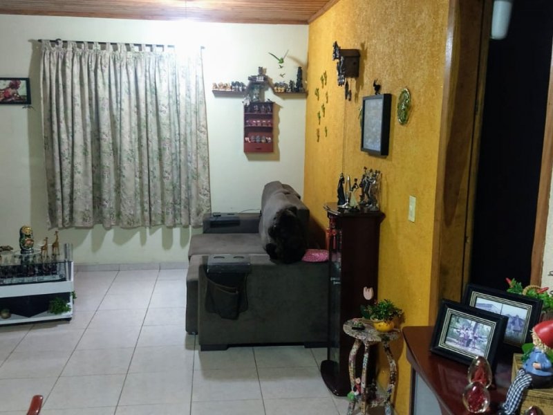 Casa à venda Pinheirinho com 170m² e 4 quartos por R$ 569.900 - 523428511-img-20200106-wa0010.jpg