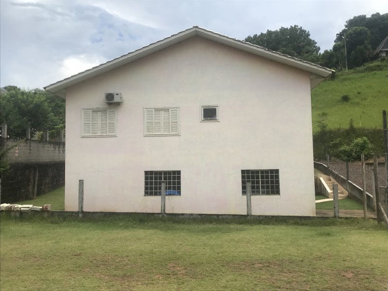 Casa à venda Centro com 360m² e 3 quartos por R$ 400.000 - 2043097211-d2b9d19a-a416-4ff4-a9c8-2cd3503d17fe.jpeg