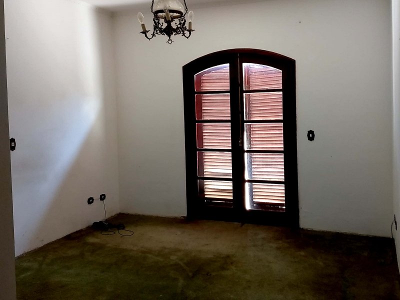 imóvel com 690m² - Alphaville Res. Um - Barueri