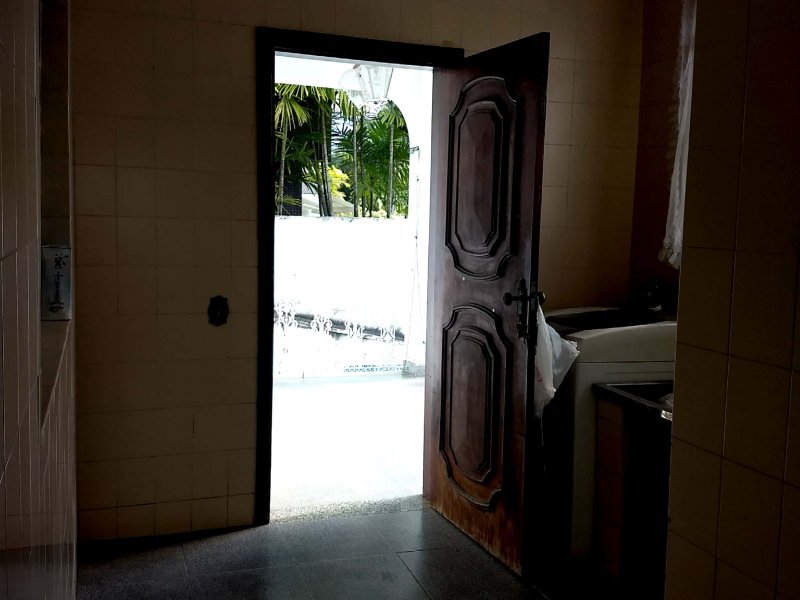 imóvel com 690m² - Alphaville Res. Um - Barueri