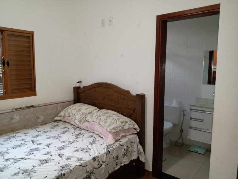 Casa à venda Jardim Acapulco com 124m² e 3 quartos por R$ 420.000 - 192714650-casa-20.jpg