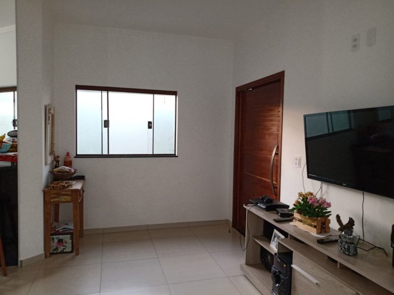 Casa à venda Jardim Acapulco com 124m² e 3 quartos por R$ 420.000 - 609533564-casa-9.jpg