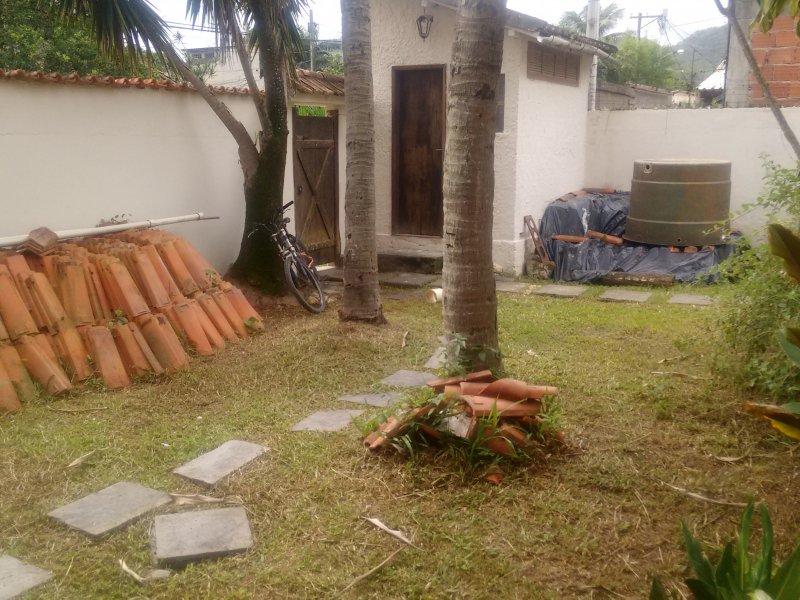 Casa à venda Engenho do Mato com 130m² e 3 quartos por R$ 450.000 - 1030568618-anexo-e-porta-da-frente.jpg