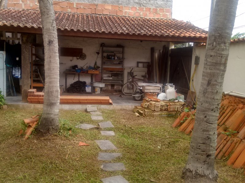 Casa à venda Engenho do Mato com 130m² e 3 quartos por R$ 450.000 - 1696170041-garagem.jpg