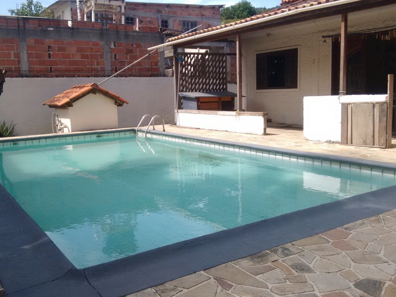 Casa à venda Engenho do Mato com 130m² e 3 quartos por R$ 450.000 - 2114697475-piscina-de-azulejo-8mx4m.jpg
