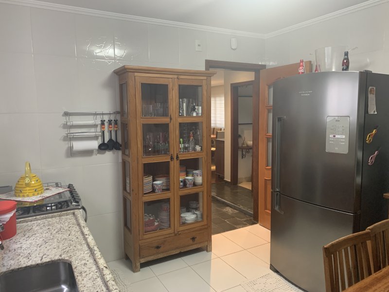 Casa à venda Vila São Luís com 180m² e 3 quartos por R$ 695.000 - 1098090930-f8c82fb4-ebea-43d5-a83b-ae6ffc8d7a7f.jpeg