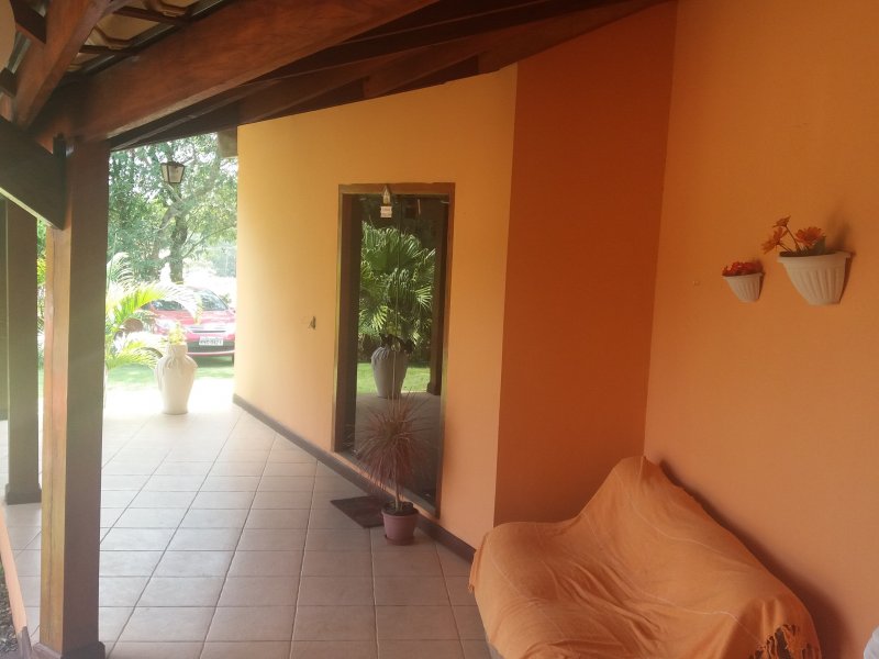Casa de condomínio à venda Ipanema das Pedras com 1000m² e 6 quartos por R$ 850.000 - 748249531-20180409-112210.jpg