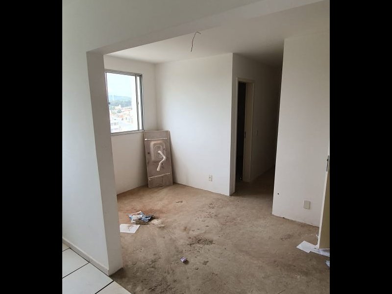 Apartamento à venda Jardim Mirante dos Ovnis com 45m² e 2 quartos por R$ 135.000 - 1036940512-visao-sala.jpeg