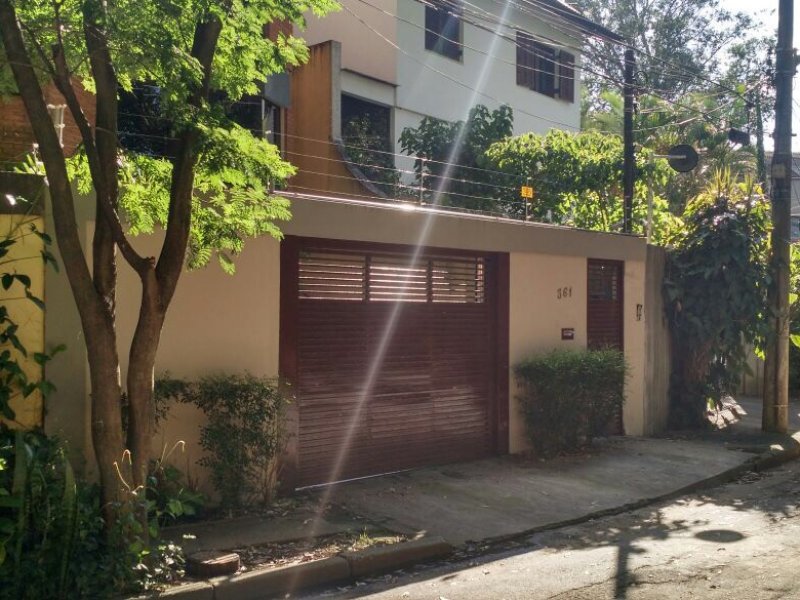 Casa à venda Jardim Peri Peri com 139m² e 3 quartos por R$ 1.200.000 - 1557673455-fff0fe36-15da-4d7c-bbe0-7e339b8fd598.jpeg