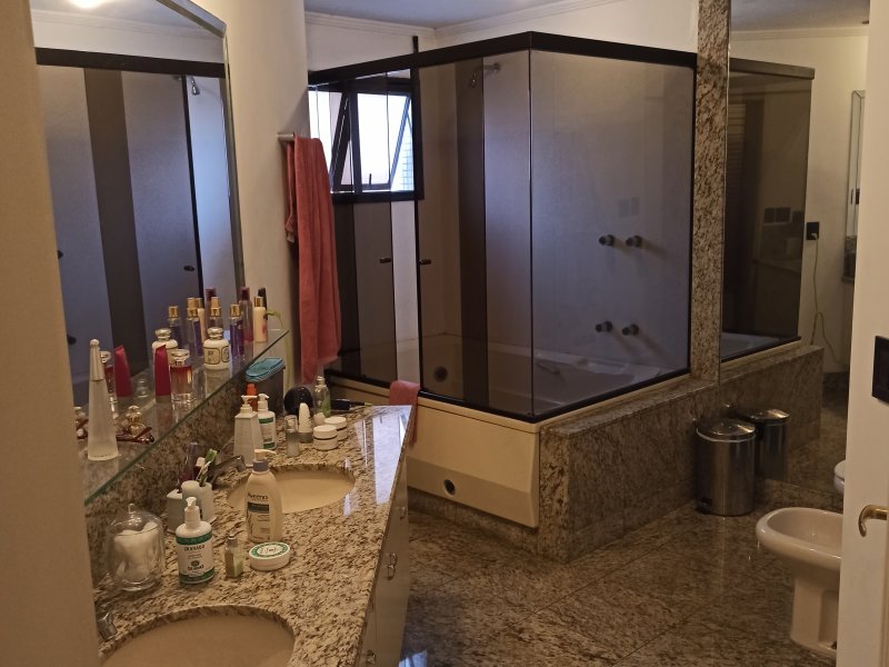 Apartamento à venda Jardim Fonte do Morumbi com 270m² e 5 quartos por R$ 1.000.000 - 427957655-img-20200217-181039.jpg