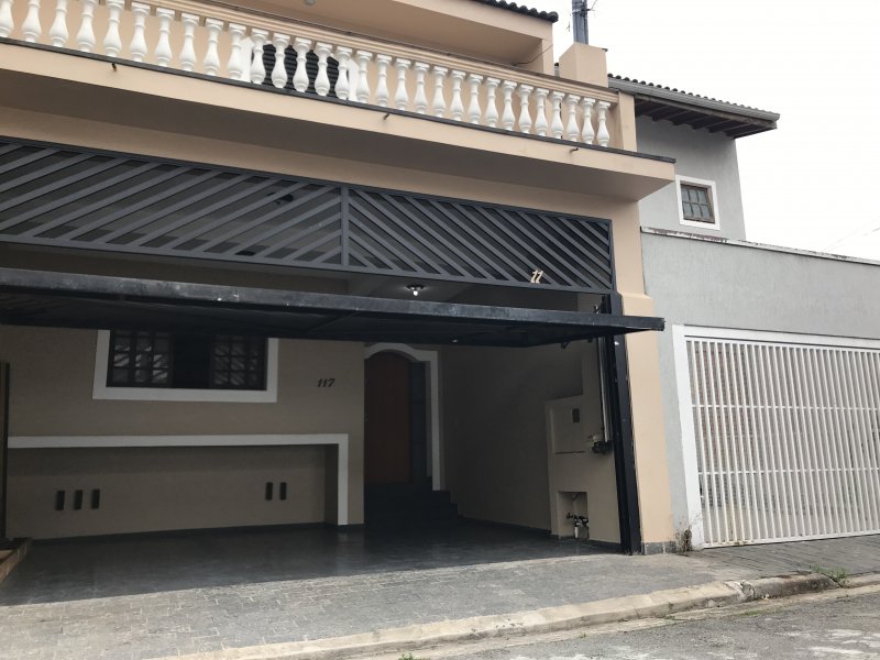 Casa à venda Vila Monumento com 210m² e 3 quartos por R$ 1.100.000 - 1949781873-img-0967.JPG